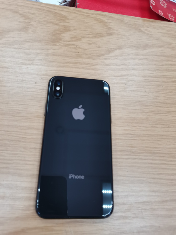 Мобильный телефон Apple iPhone X