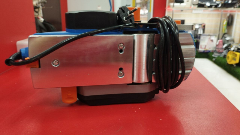 Электрорубанок Dexter 800PL2-20.5