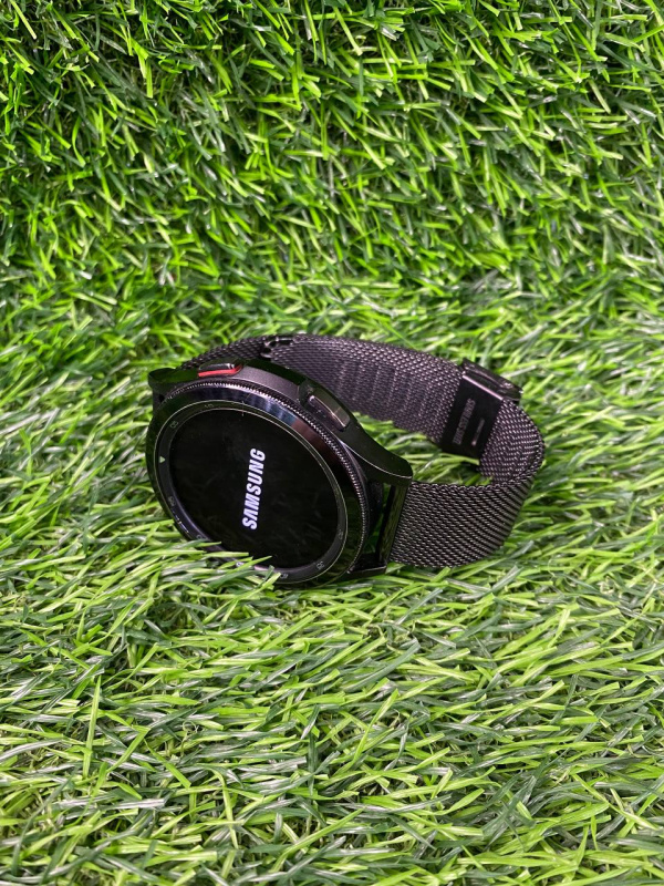 Часы смарт Samsung Watch 4 Classic