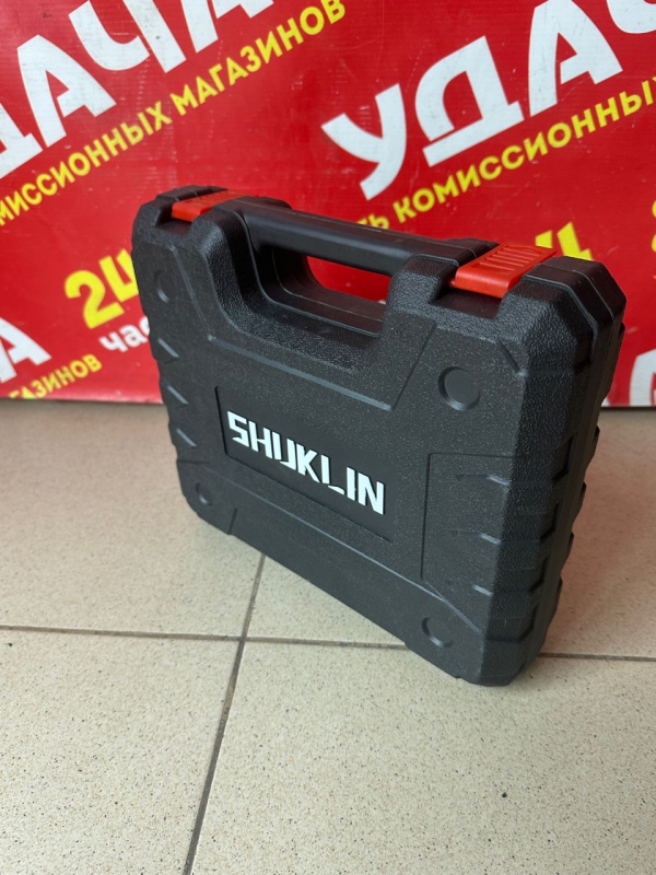 Шуруповерт  12V