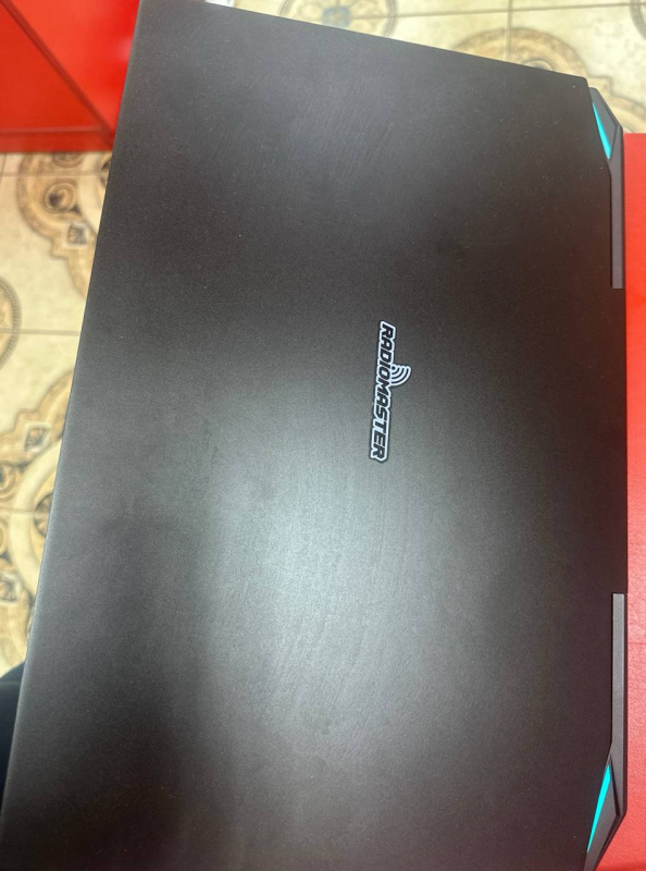 Ноутбук MAIBENBEN X757