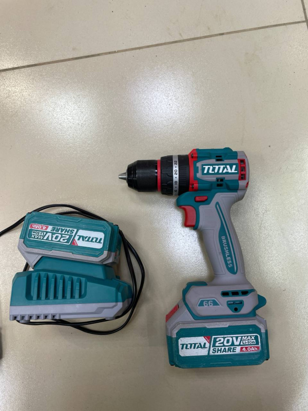 Шуруповерт Total Не указана