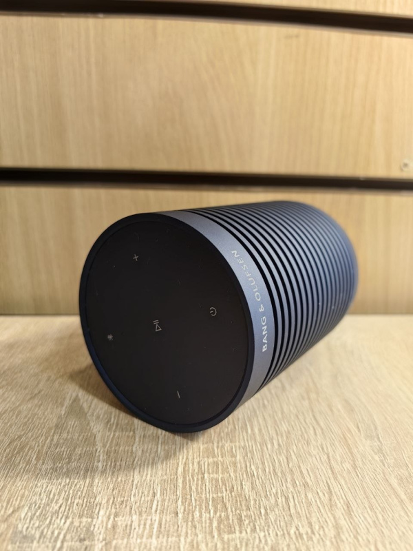 Колонки блютуз Bang * Olufsen Beosound Explore