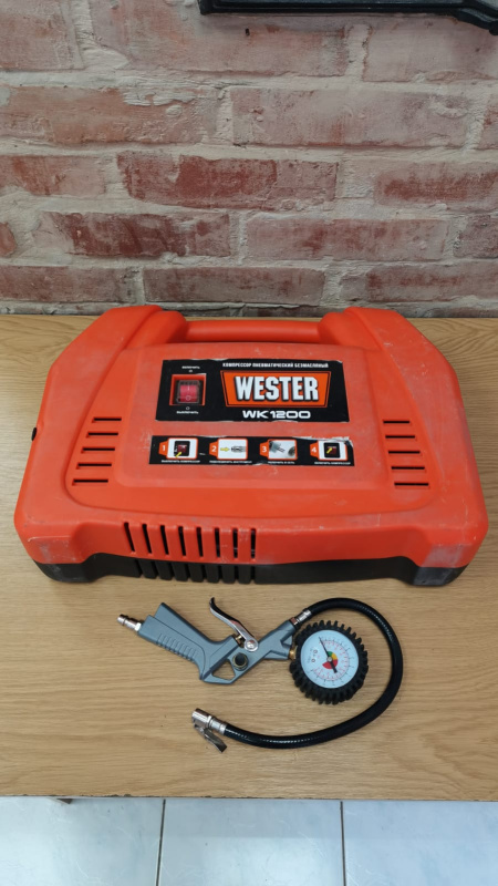 Безмаслянный компрессор Wester WK1200