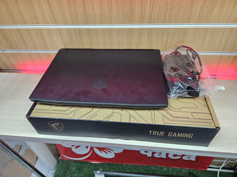 Ноутбук MSI Katana 15HX