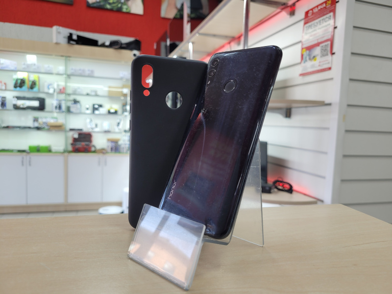 Мобильный телефон Honor 10 Lite