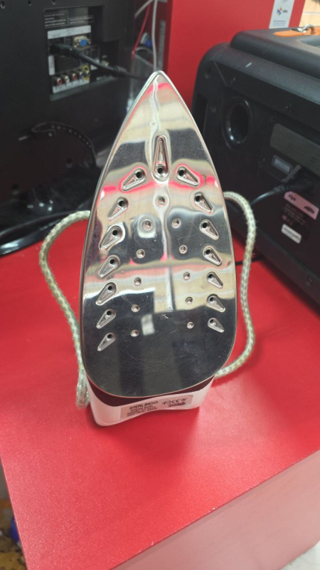 Утюг 404 NOT FOUND Sterlingg Steam Iron ST-6516