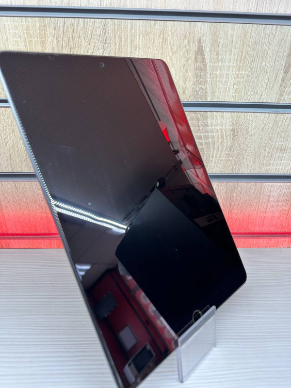 Планшет Apple iPad Air (3-го поколения) (2019)