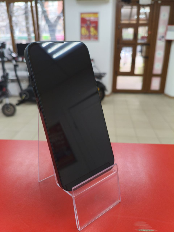Мобильный телефон Apple iPhone 13