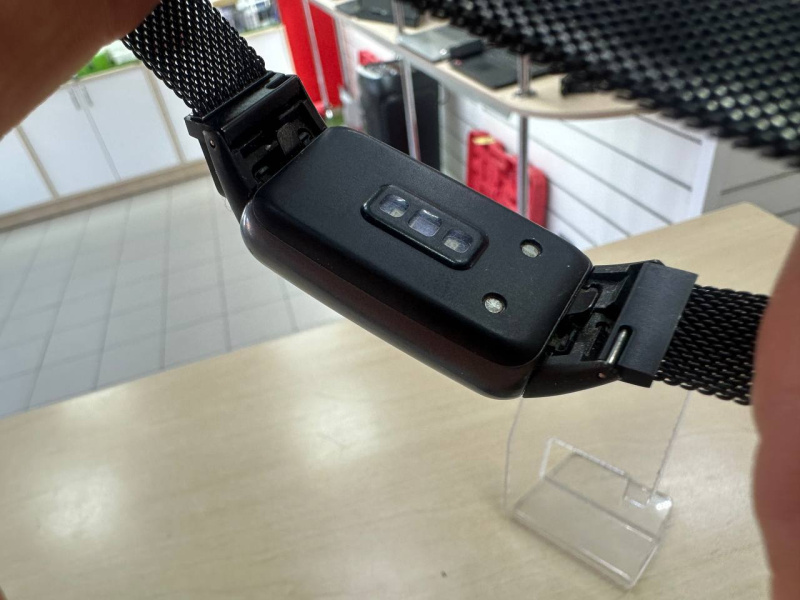Часы смарт Huawei Band 6
