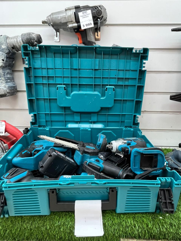 Набор электроинструмента Makita 5 в 1