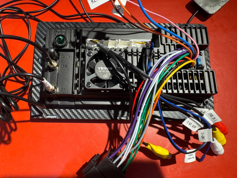 Автомагнитола Teyno CC4 Pro