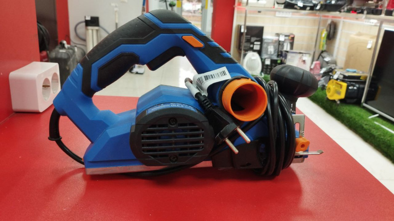 Электрорубанок Dexter 800PL2-20.5