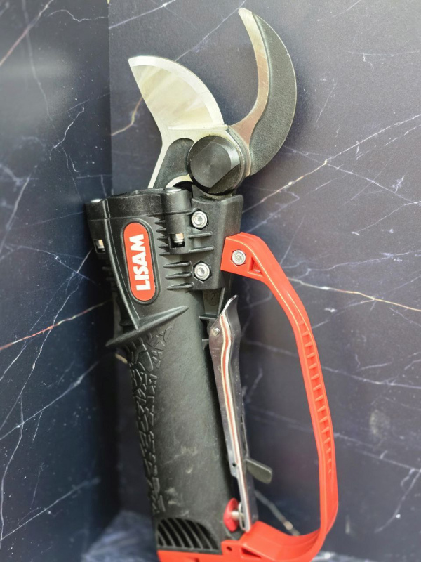 Пневмоножницы LISAM VR36