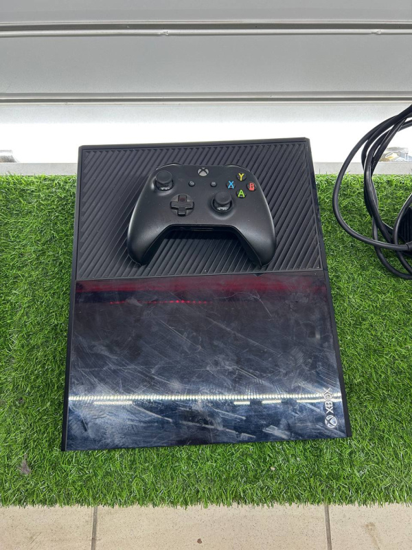 Игровая приставка Xbox one
