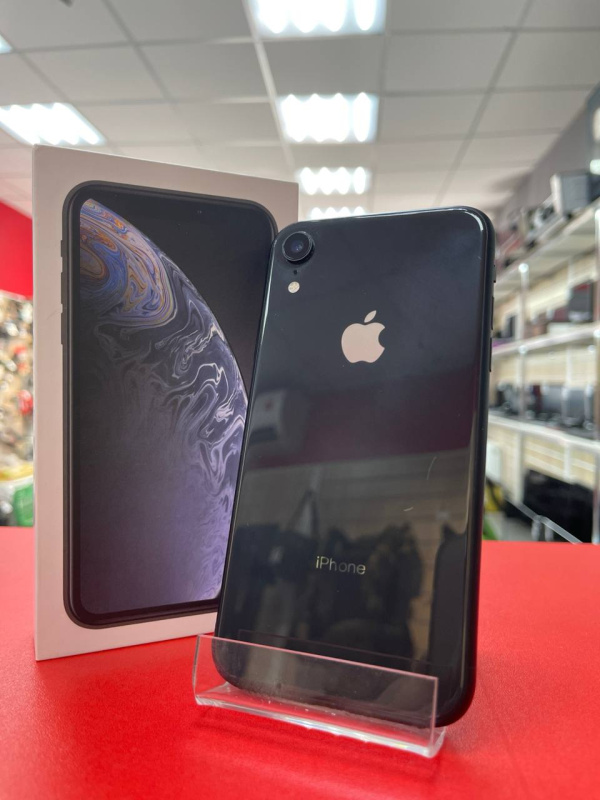 Мобильный телефон Apple iPhone XR
