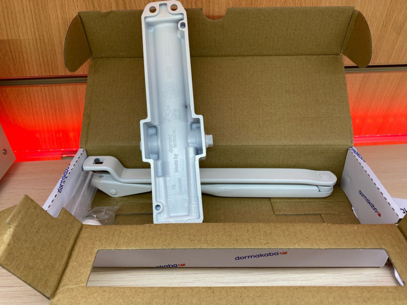 Климатическое оборудование доводчики  --