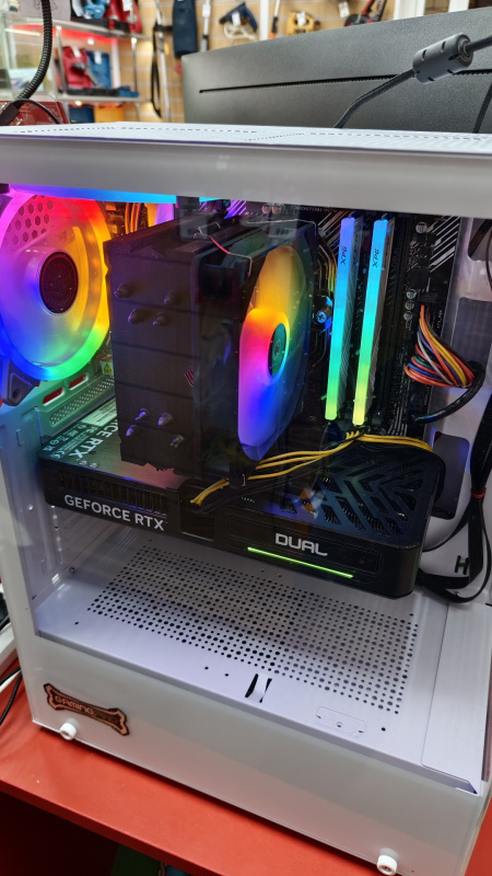 Системный блок Ginzzu R5 5600X / RTX 5060 Ti