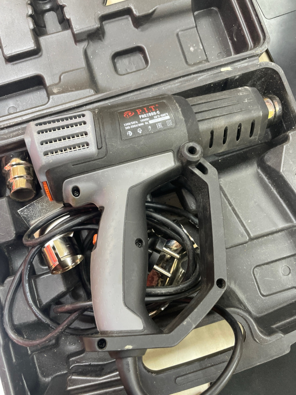 Строительный фен P.I.T. PHG2000-C