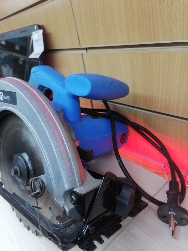 Циркулярная пила Desoon DSCS1500