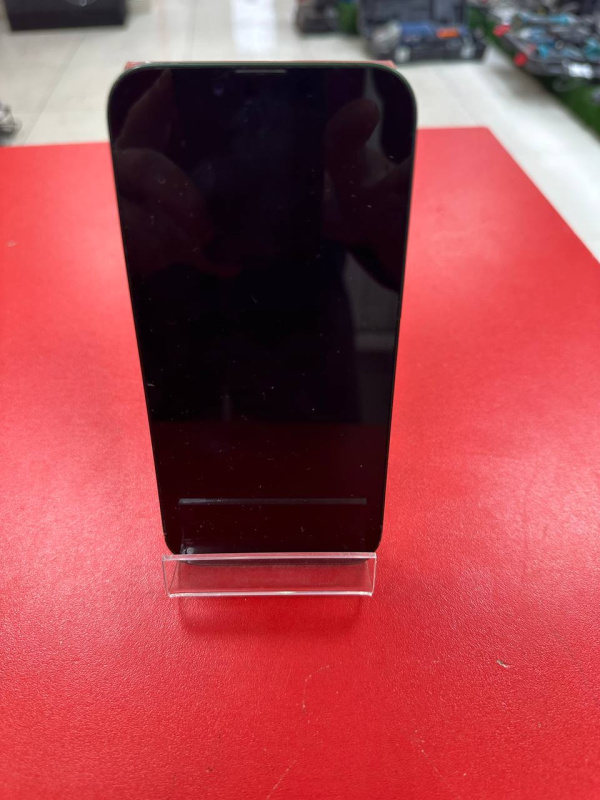 Мобильный телефон Apple iPhone 13