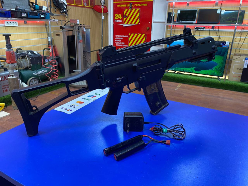 Страйкбольный автомат Cyma G36C