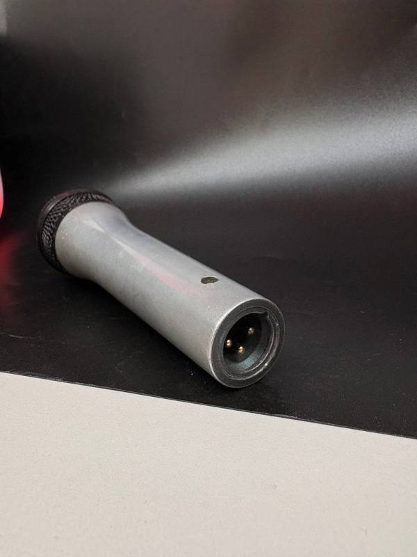 Микрофон Sennheiser  E835