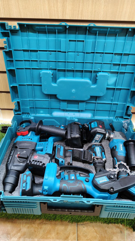 Набор электроинструмента Makita 5 в 1