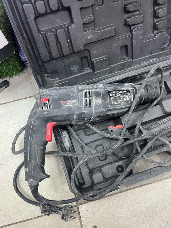 Перфоратор TEH TEH