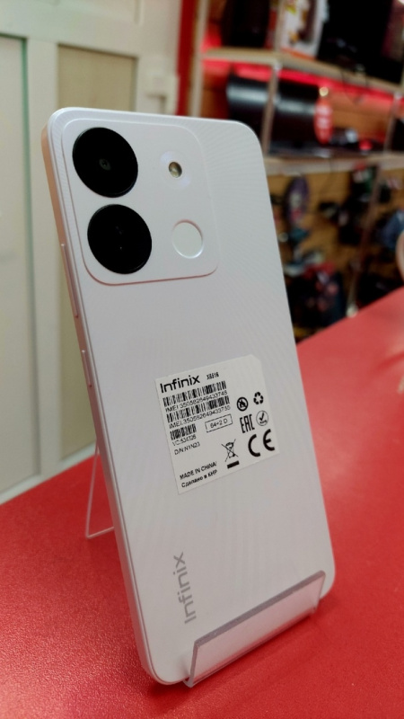 Мобильный телефон Infinix Smart 7
