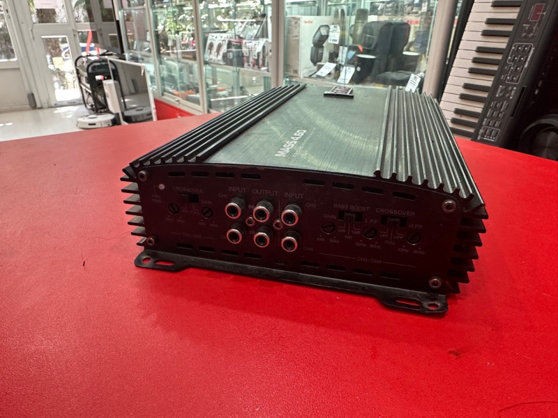 Авто усилитель  Усилитель AMP MASS 4.60
