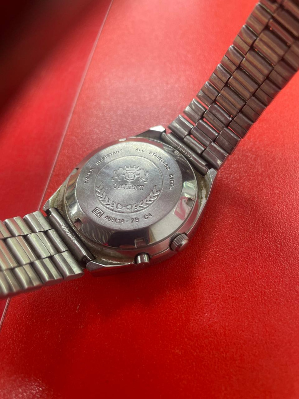 Часы наручные Orient 469
