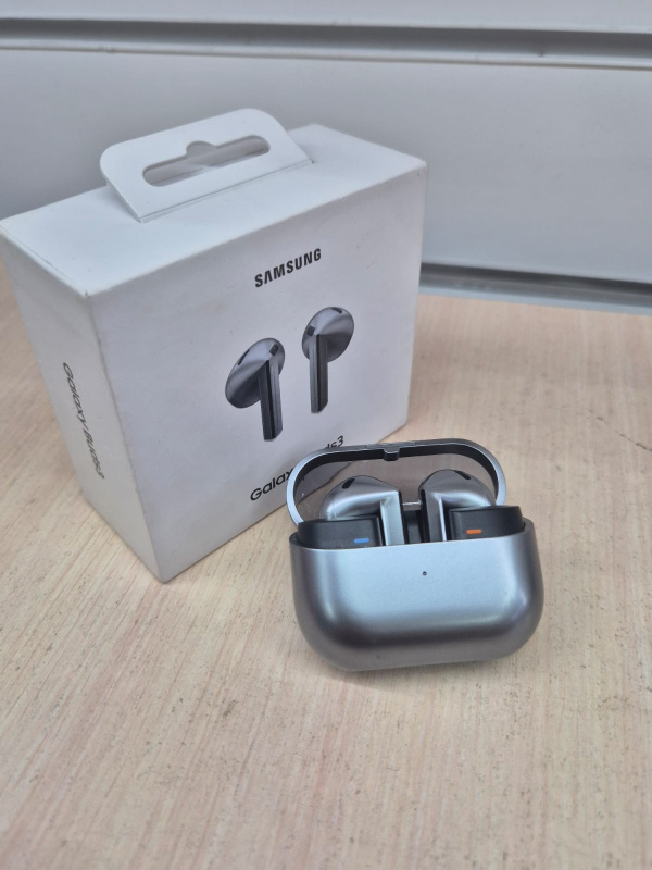 Наушники Samsung galaxy buds 3