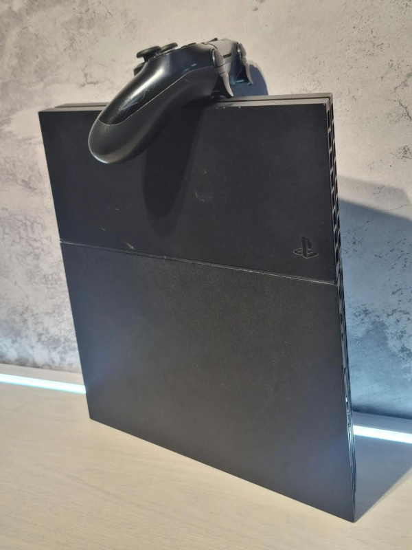 Игровая приставка Sony PS4 Fat 500GB