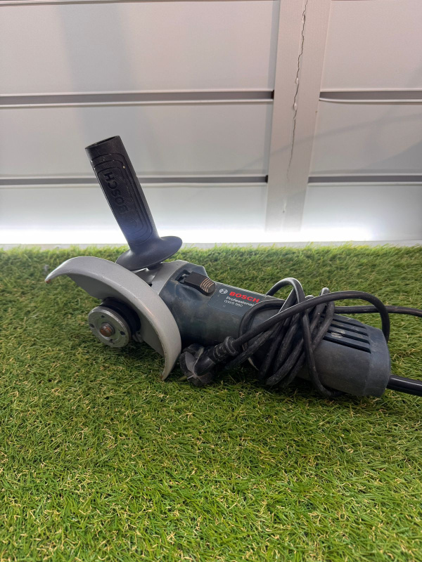 Болгарка Bosch GWS 670