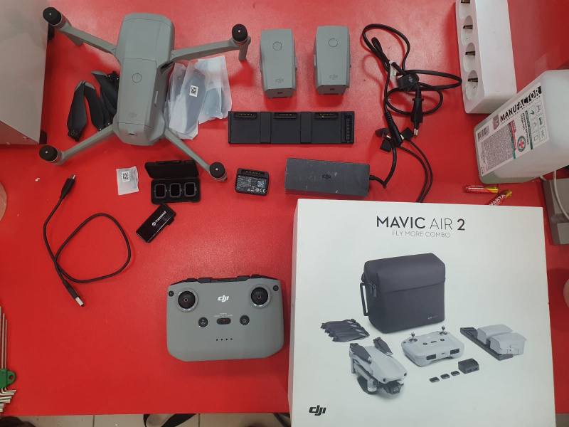 Квадрокоптер DJI MAVIC AIR 2 FLY