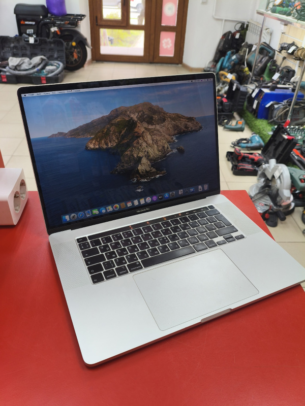 Ноутбук Apple MacBook Pro (16-inch, 2019) Model A2141
