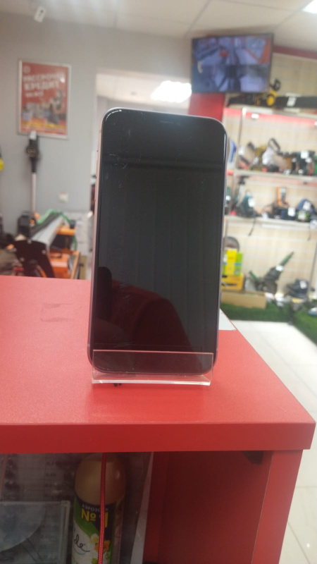 Мобильный телефон Apple iPhone 11