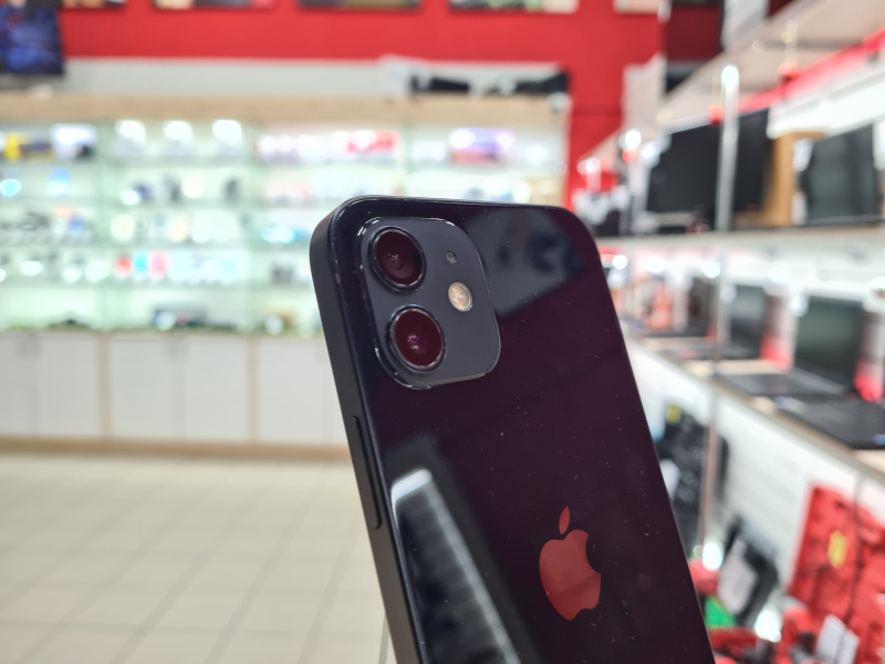Мобильный телефон Apple iPhone 12