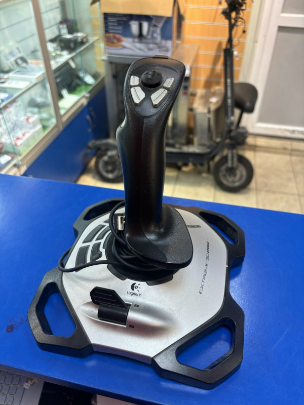 Мышь Logitech штурвал для самолета