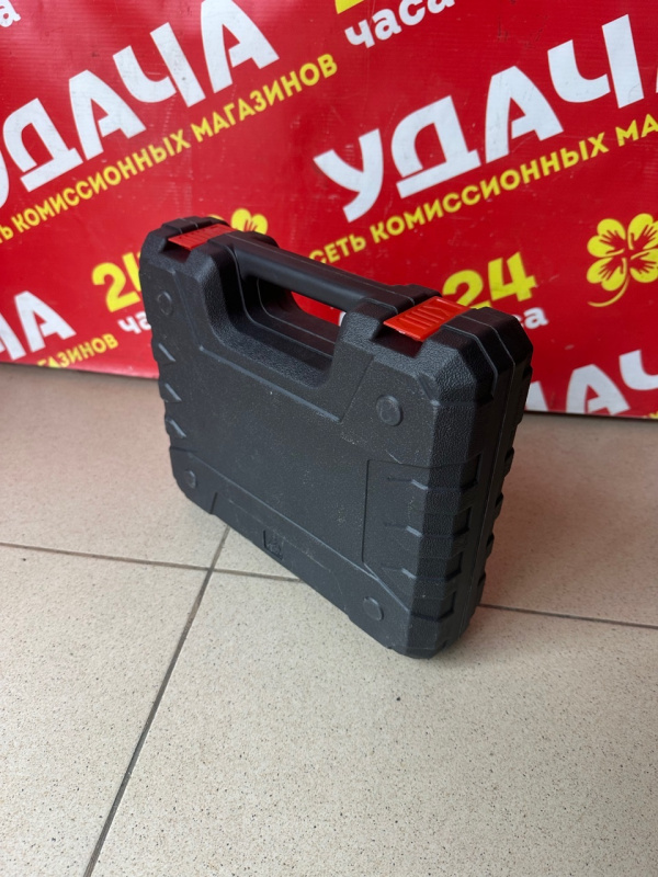 Шуруповерт  12V