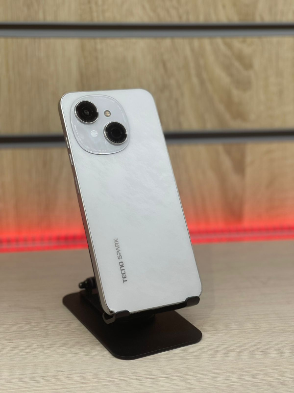Мобильный телефон Tecno Spark Go 1