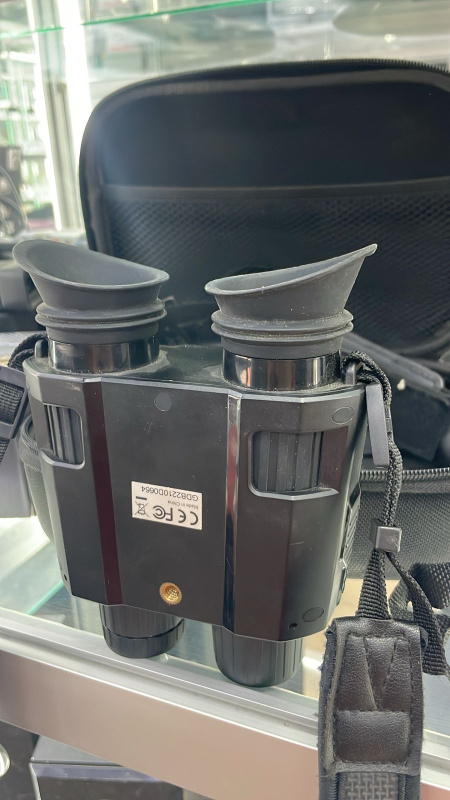 Бинокль  GBD210D