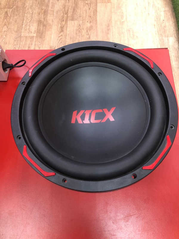 Авто сабвуфер ! Kicx !
