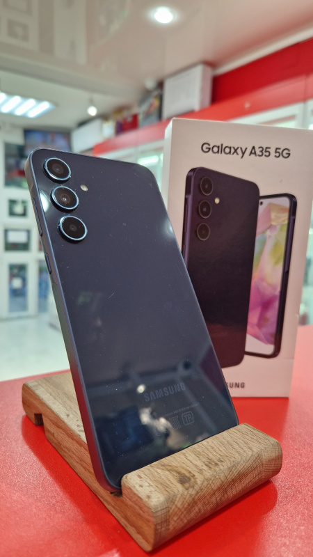 Мобильный телефон Samsung Galaxy A35
