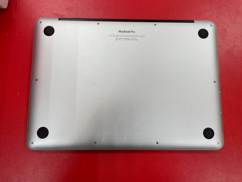 Ноутбук Apple MacBook Pro 2015