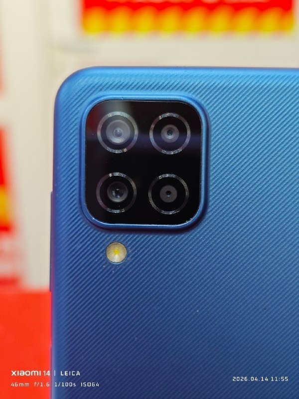 Мобильный телефон Samsung Galaxy A12