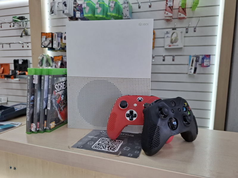 Игровая приставка Xbox One S 1Tb