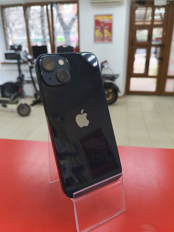 Мобильный телефон Apple iPhone 13