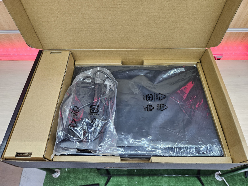 Ноутбук MSI Katana 15HX